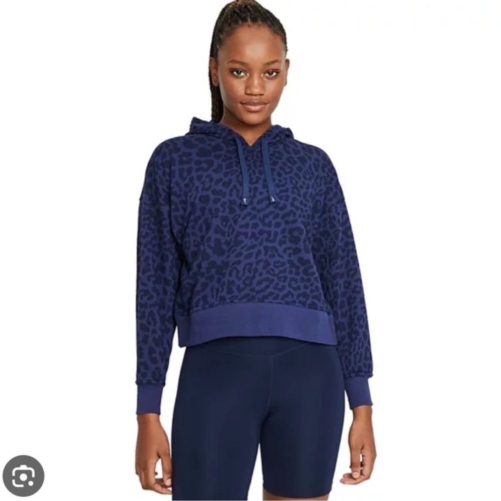 Nike Women's Dri-Fit Navy Leopard Print Get Fit Hoodie Size Small